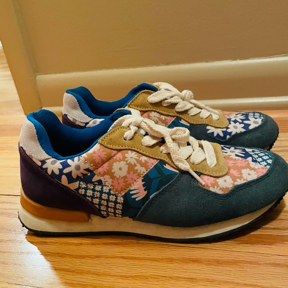 Inkkas Quilted Sneakers
